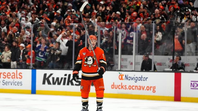 Acompanhamento da agência livre da NHL em 2026: atualizações ao vivo sobre notícias, rumores, contratações e trocas.