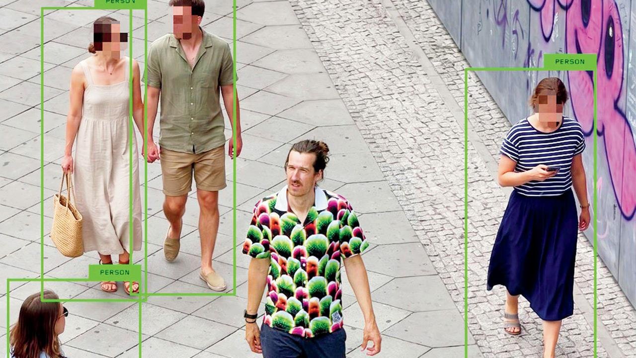 Camisa resistente à IA, 2.000 meias e suco de picles: quatro histórias estranhas que estão agitando