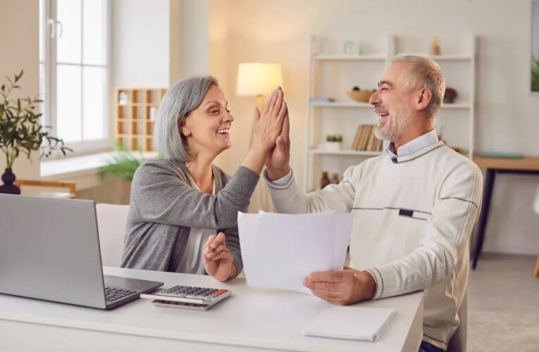 Casal aposentado com US$ 1,4 milhão paga US$ 0 de imposto sobre US$ 52.000 em ganhos com ações. A janela fecha em 31 de dezembro