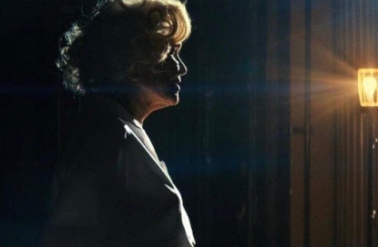 Dakota Johnson como Marilyn Monroe em ‘Flesh Impact’, de Maggie Gyllenhaal