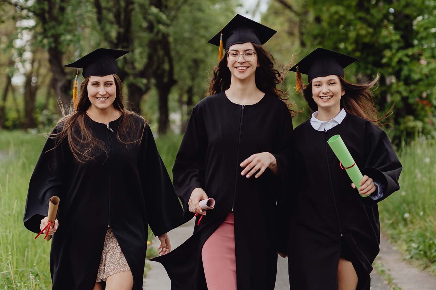 Equilibrando a vida universitária com metas financeiras de longo prazo