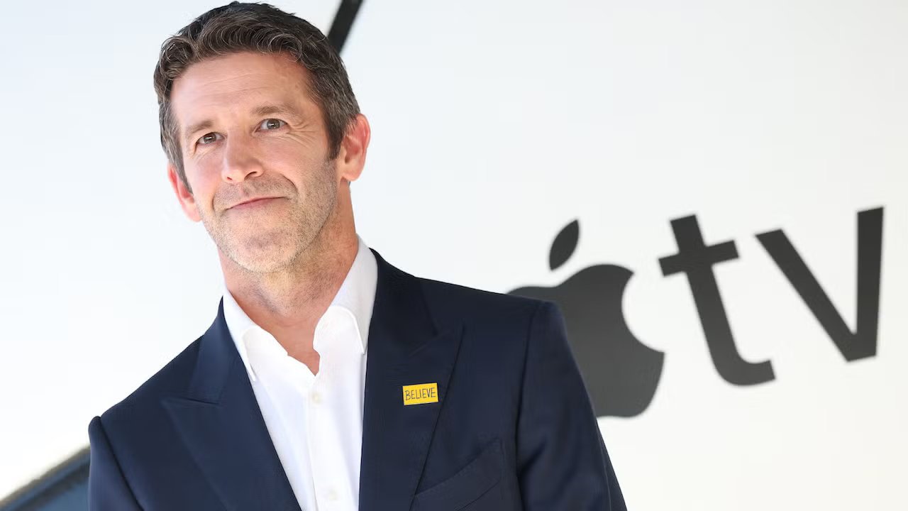 O novo CEO da Apple, John Tarnas, concentra-se no pacote de compensação de US$ 58 milhões