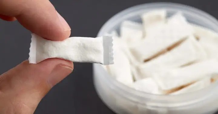 OMS alerta marcas de bolsas de nicotina voltadas para jovens à medida que as vendas aumentam – Nacional
