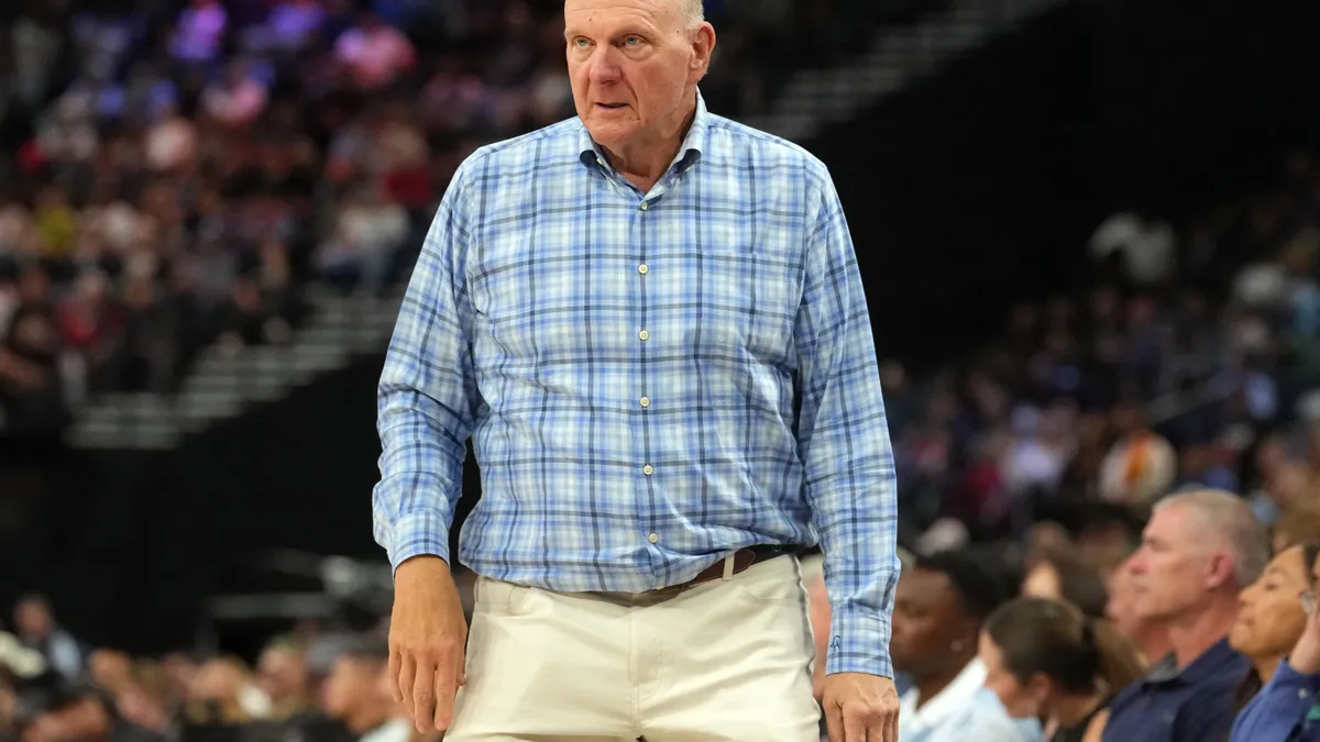 Os Clippers acabaram de entrar em uma crise de cinco anos