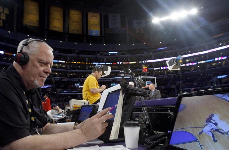 Lawrence Tanter, o querido locutor público do Lakers, morreu aos 76 anos