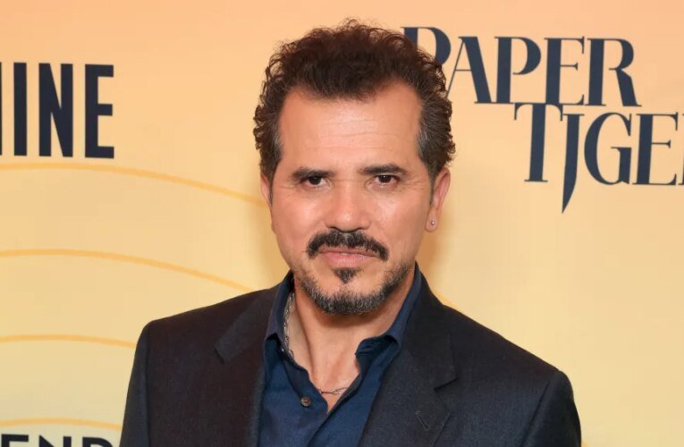 Mensagem de John Leguizamo para David Ellison: Pense no que os americanos precisam