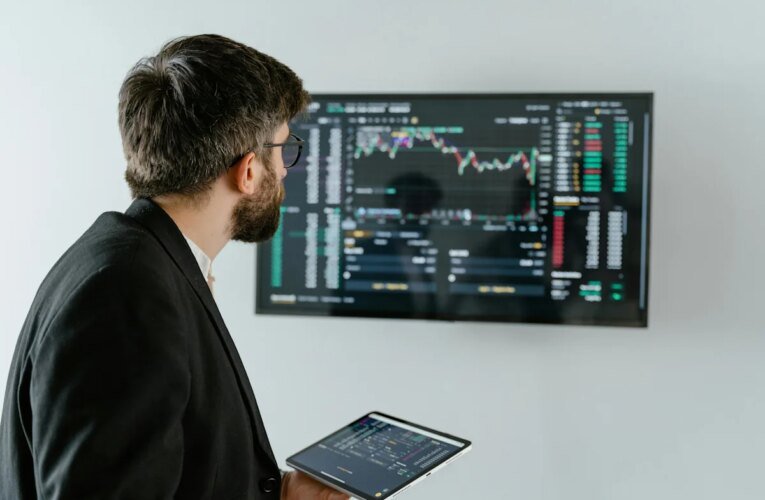 ON Holding (ONON) descreve metas ambiciosas e recompra de US$ 1 bilhão, salta 7,6%