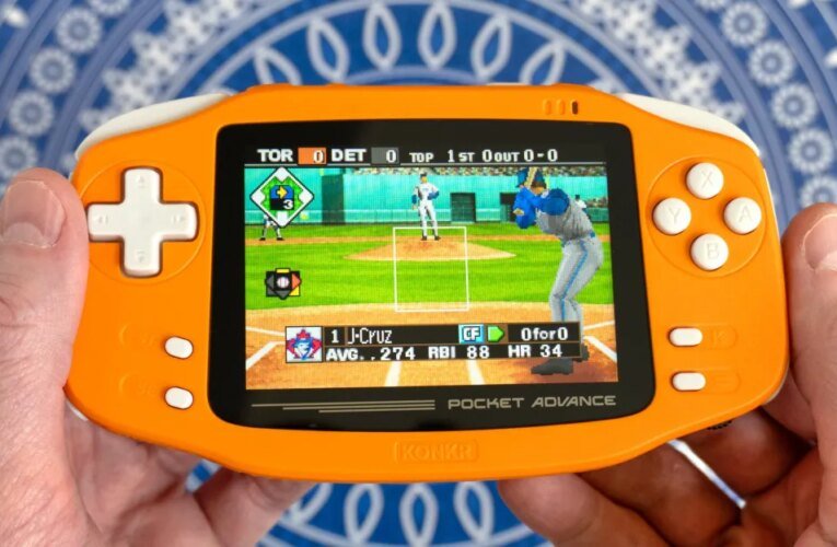 Pocket Advance é uma versão quase perfeita do meu console portátil Nintendo favorito
