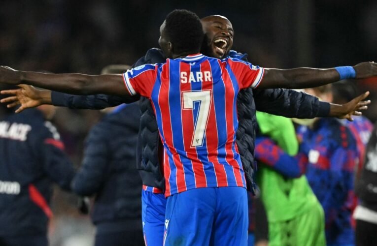 Rumores de transferência, notícias: Manchester United interessado na dupla do Palace